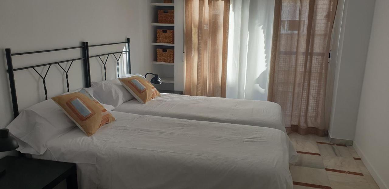 Apartamentos Maria Cristina Córdoba Buitenkant foto